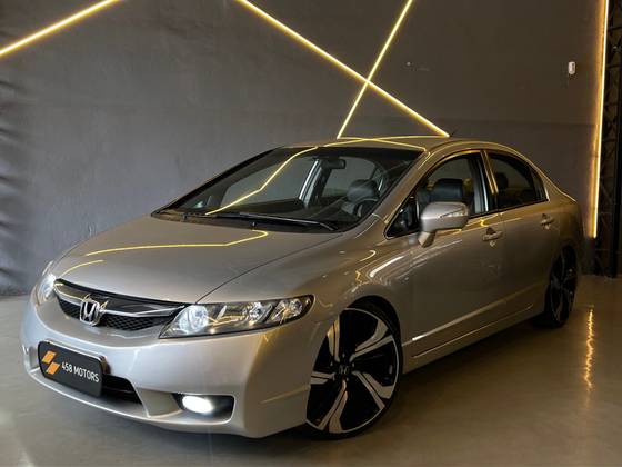 HONDA CIVIC 1.8 LXL 16V FLEX 4P AUTOMÁTICO HONDA CIVIC 1.8 LXL 16V FLEX 4P AUTOMÁTICO